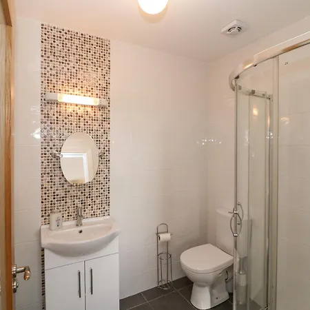 3 Railway Terrace * Killorglin